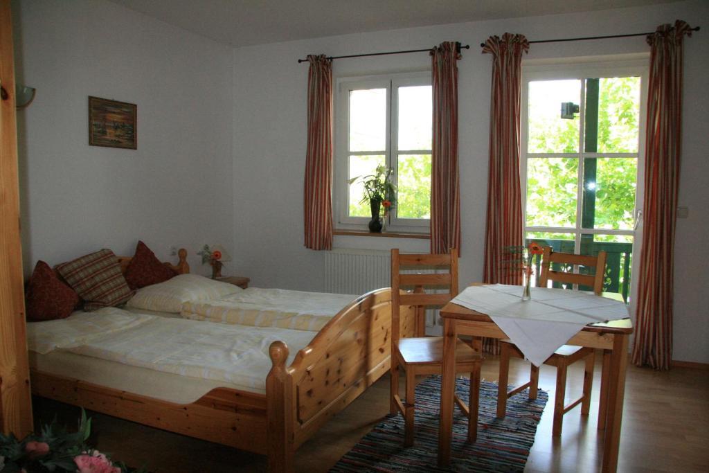 Gasthaus Marienhof Kirchdorf am Inn Pokoj fotografie